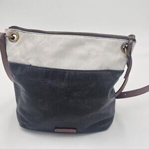 Fossil Keely Classic Vintage Leather Colorblock Crossbody Bucket Bag Black White